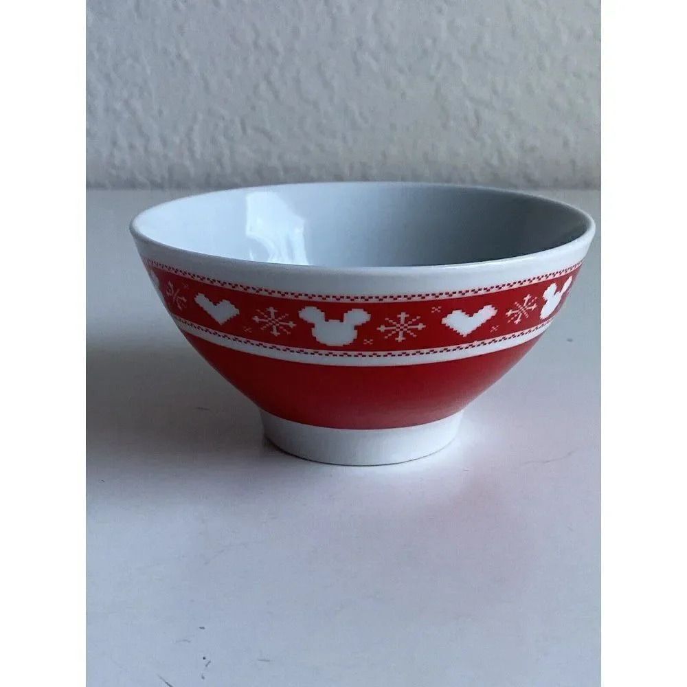 Disney Mickey And Minnie Mouse Christmas Ceramic Cereal Ramen Bowl Holiday NEW